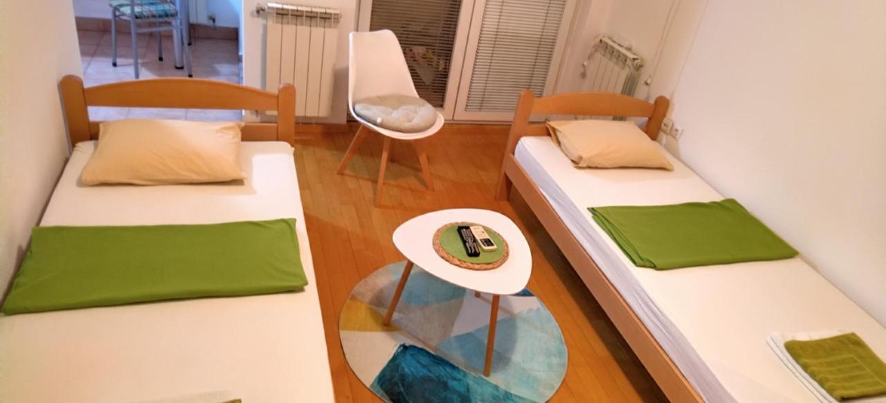Jani Apartment 2 City Center Skopje Eksteriør bilde