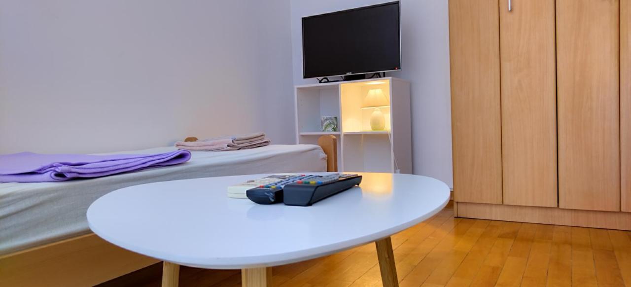 Jani Apartment 2 City Center Skopje Eksteriør bilde