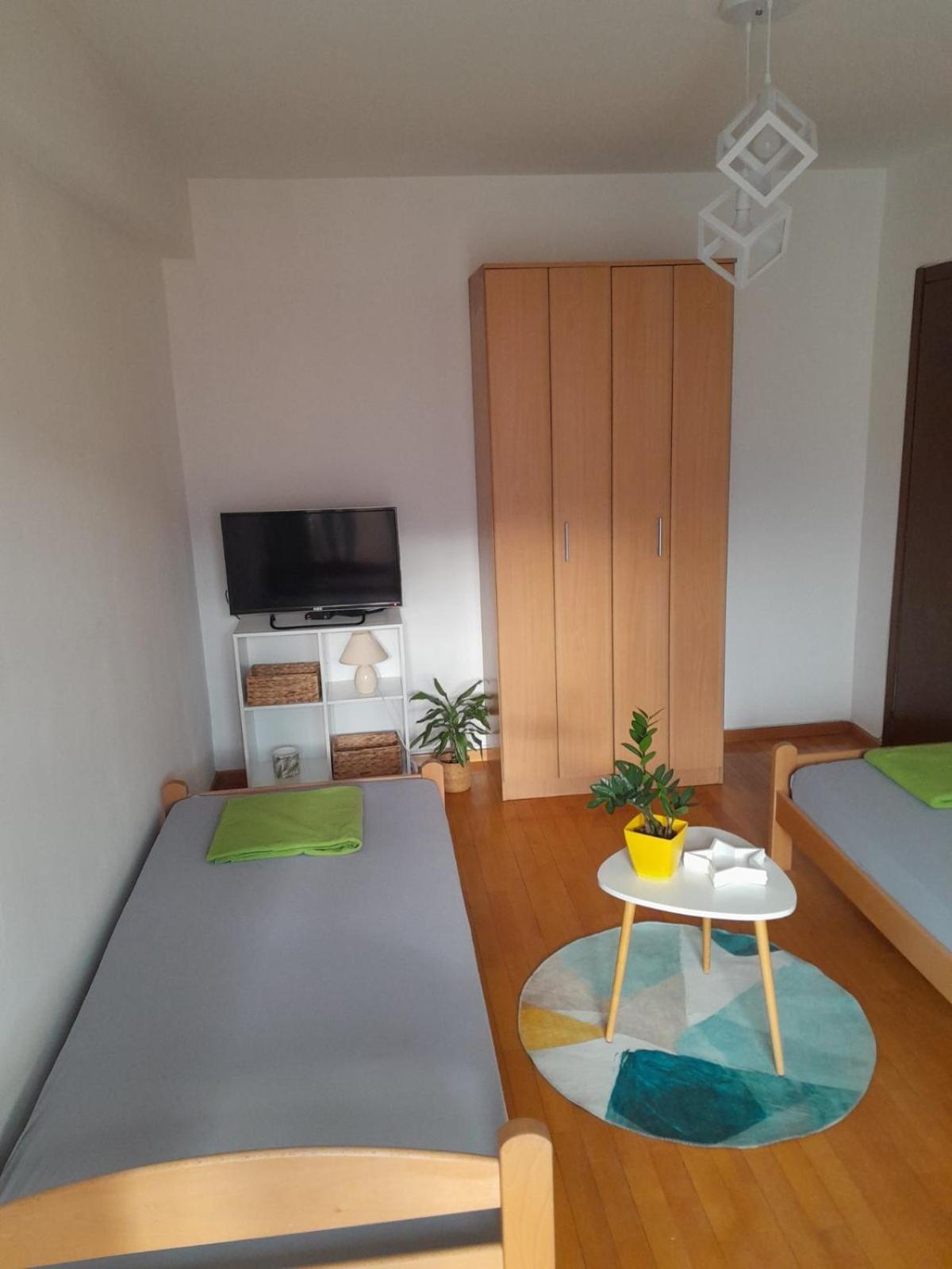 Jani Apartment 2 City Center Skopje Eksteriør bilde